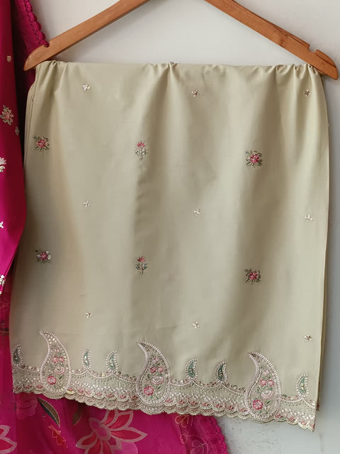 ZARMEN (BEIGE & ARSHI)
