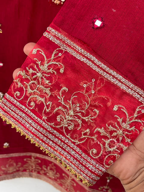 ZARNAB (RED)