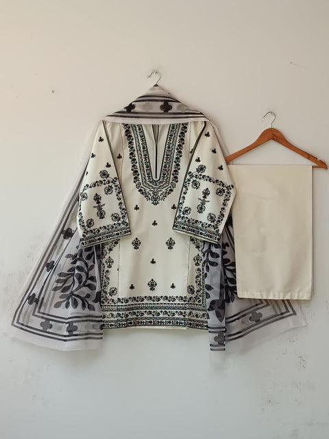 ZAWIYA (IVORY)
