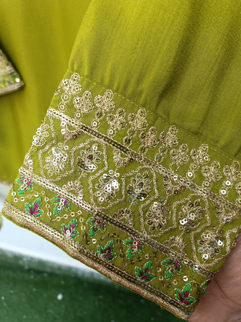 ZOHRA (OLIVE)