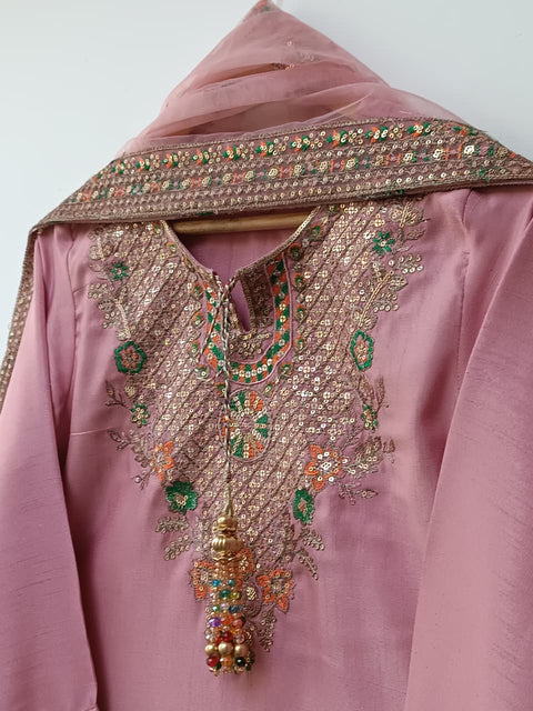 ZOHRA (P PINK)