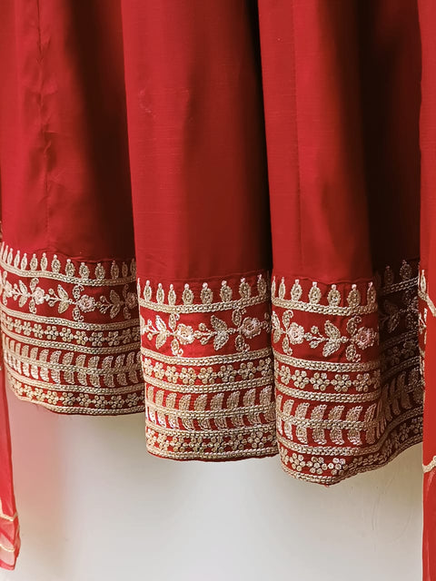 NAIN TARA (RED)