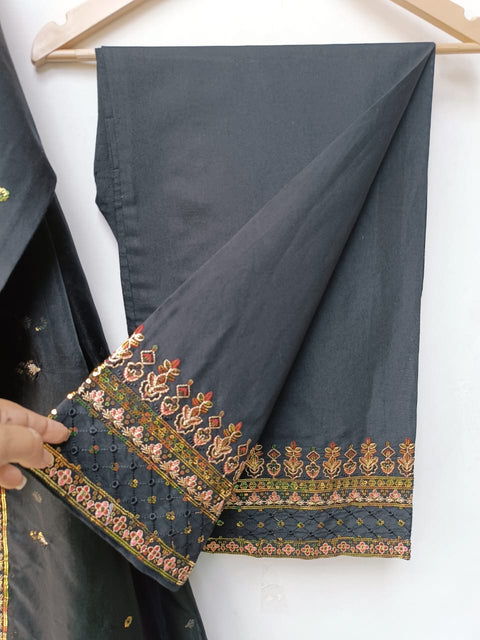 KOHE NOOR (BLACK)