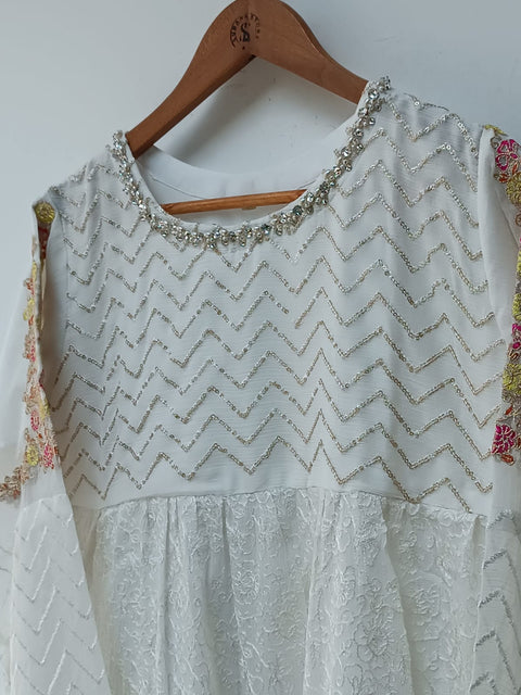 NAGHMA (WHITE)
