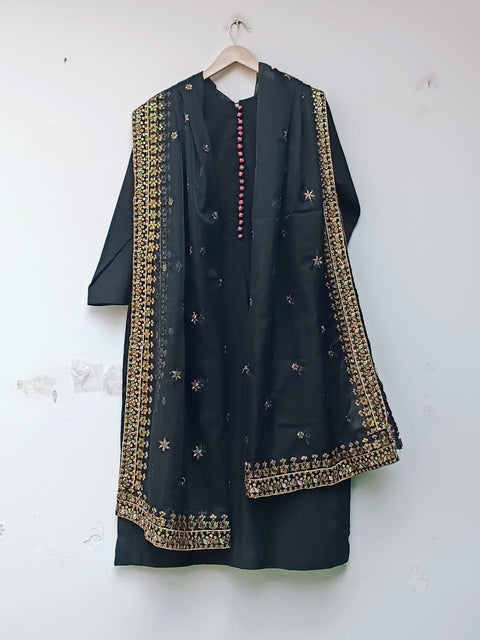 MEHDIA (BLACK)