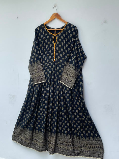 FUMES (BLACK)