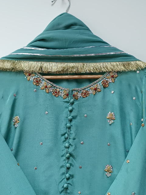 PARWAAN (AQUA)