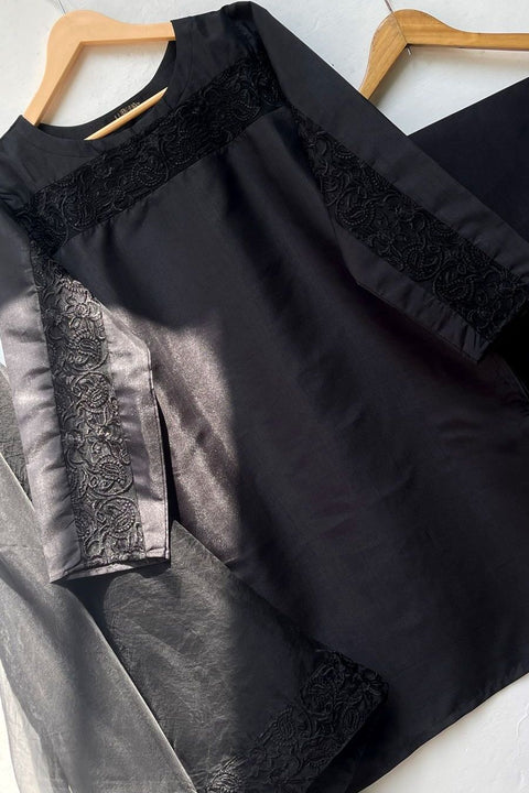 MEERA (BLACK)